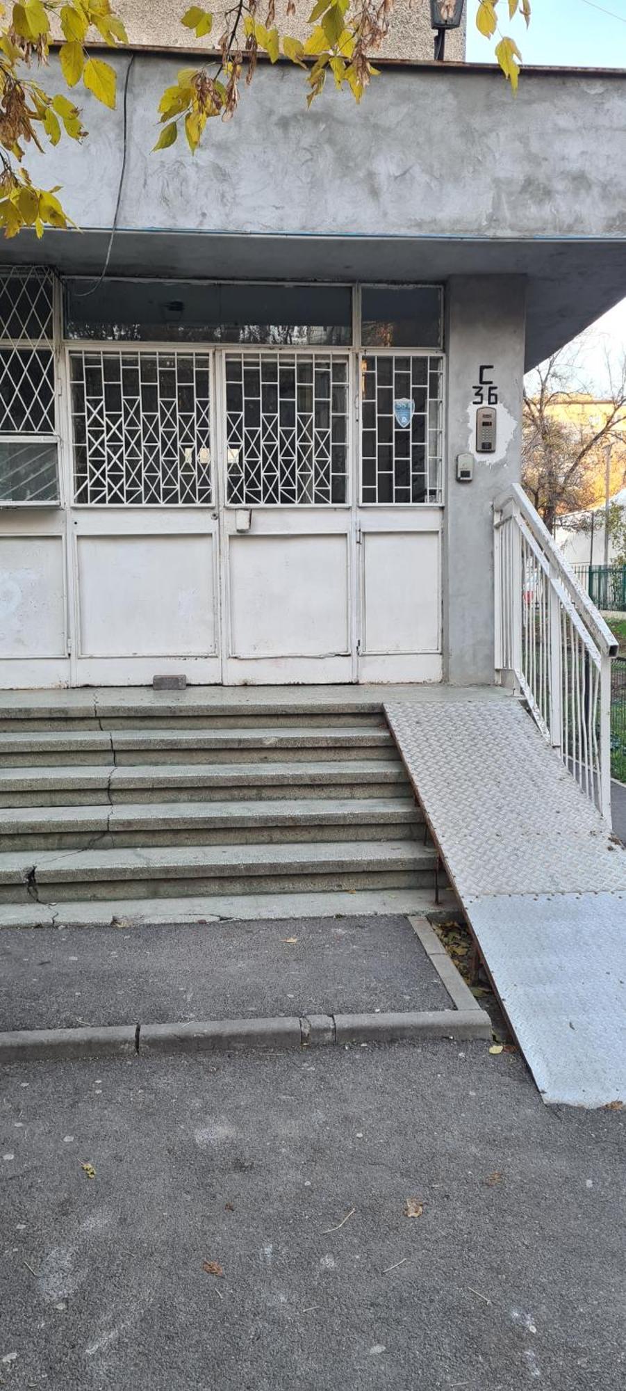 Tiki'S Bar Studio Bucarest Exterior foto